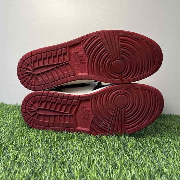 Nike Air Jordan 1 Retro High OG Bred Toe 2018 Red Black White - Picture 7 of 11